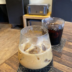 Kuma's Cafe - 水出しアイスコーヒー、カフェオレ