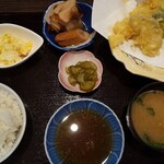 花舞 - 天ぷら定食￥1,000