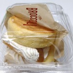 Misuta- Burokkori- - 「桃パンケーキサンド」。包装。