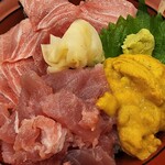 仲家 - トロ、ウニ、中おち丼。