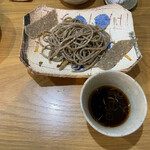 手打ち蕎麦・鮨 いまふく - 二種盛り(細・黒粗) 黒あら