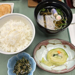 八幡屋 - 食事　白ご飯　昆布ちりめん　包心菜