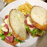 グリックグリル - パストラミのサンド ニューヨークスタイル