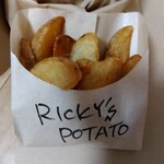 Ricky's diner - フライドポテト(2022年9月17日撮影)