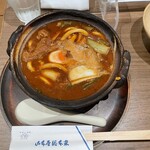 山本屋総本家 - 玉子入り煮込みうどん