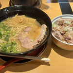 巧家 - 「巧ラーメン」＆「チャーシュー丼」