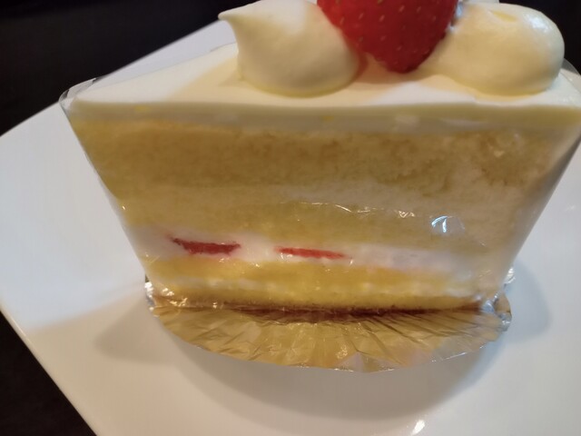 栄宝堂 堀野支店（エイホウドウ） - 斗米（ケーキ）の写真