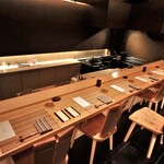 御料理 まつ山 - 店内カウンター席