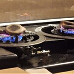 御料理 まつ山 - 石を焼き焼き