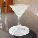 CAFE BAR Nicott - 진 베이스로 만든 리퀘스트 칵테일 660엔