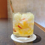 CAFE BAR Nicott - 과일 펀치 칵테일 비밀 메뉴