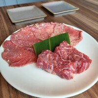 焼肉うしごろ 新宿三丁目店 - 