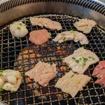 Yamagata Kurogewagyu Uyonezawagyuuyakiniku Kotora - 