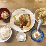 Nishitokiwa - Aランチ+豚汁変更