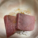 鮨よし - とろっとろ  ブリ びっくりした