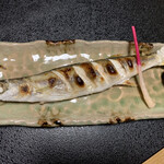 鮨よし - カマスの塩焼き  かなり大物  旦那さんこれめっちゃ絶賛してた またここの焼き物塩加減がすごく絶妙なのです 無口になって食べた この辺りからお腹がいっぱいに…やばい