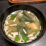 鮨よし - 今日はカワハギとワカメとえのきとミツバ