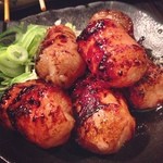 Yakitori Kako - 炙り丸腸。外カリ中トロ、ヤバイ美味さ。