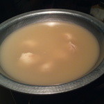 博多 華味鳥 - 水たきのスープ