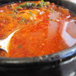 韓国家庭料理焼肉キム - このスープがうまい！！
      
      
      
      濃厚で、辛味も十分。
      
      