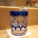 うを徳 - 芋焼酎「うを徳」（ロック）