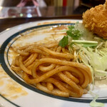 キッチン あずま - 付け合わせのナポリタン