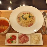 ATSUMI食堂 - ベーコンとほうれん草のレモンクリームパスタ