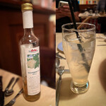 パリのワイン食堂 - 