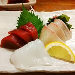 居酒屋 和田 - 刺身盛り合わせ