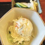 みぶろ - 日替わり定食　ぶり大根煮ミニ刺身定食　1,000円　ポテトサラダ