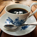 Cafe Le Petit Ni Trois