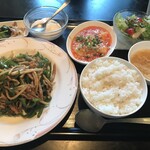 中華食堂 やまちゃん - チンジャオロース・エビチリ2品セット1100円