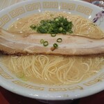 ラーメン ごくまる - ・王道豚研ラーメン 720円
・麺1.5倍 60円