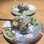 Hamaguri Ryouri Rita - サザエと原木しいたけのエスカルゴバター