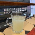 Naab - 最初に出された飲み物