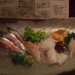 酒盃 - 刺身盛合せ