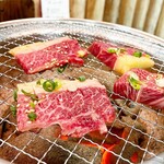 炭火焼肉牛小屋 - 