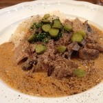 ミノビ - 加藤シェフ特製ビーフストロガノフ