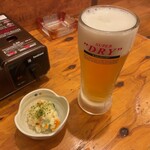 三陸居酒屋 漁火 - 生ビールとお通し