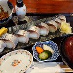 丼屋 七兵衛 - 極上鯖寿司 定食