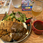 長崎トルコライス食堂 - 長崎堪能コースの一部。ドリンクやデザートも付く。