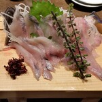 小川の魚 - 