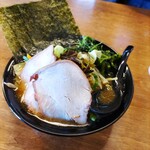 ラーメンとむの - 半ラーメン　野菜♪