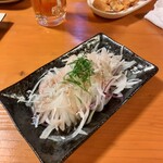 笑心笑心 - 料理写真:オニオンスライス・梅しらす。400円