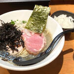 亀戸煮干中華蕎麦 つきひ - 中華そば+岩のり+刻み玉葱｜亀戸煮干中華蕎麦つきひ