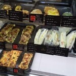 OPERA MUFFINS Kyoto - ピザ、サンドイッチ類