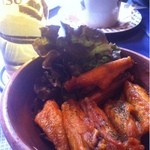 MLB Cafe Tokyo - ピリ辛バッファローチキン！