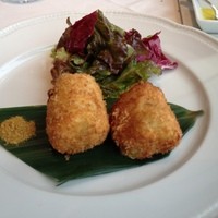 シノワ 渋谷店 - 芝海老と空豆のコロッケ
