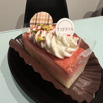 ティフィンベーカリー - 苺のムースケーキ（正式名称はわかりません）