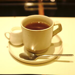 CAFE TROISGROS - 紅茶。